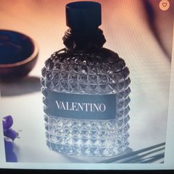 Valetino Born in Roma Uomo EAU DE TOlLETTE