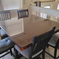 Kitchen table