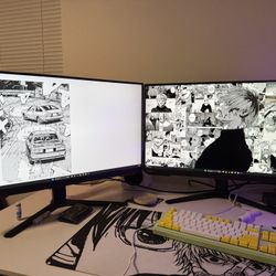 2x Samsung G7 4K 28in Gaming Monitor 