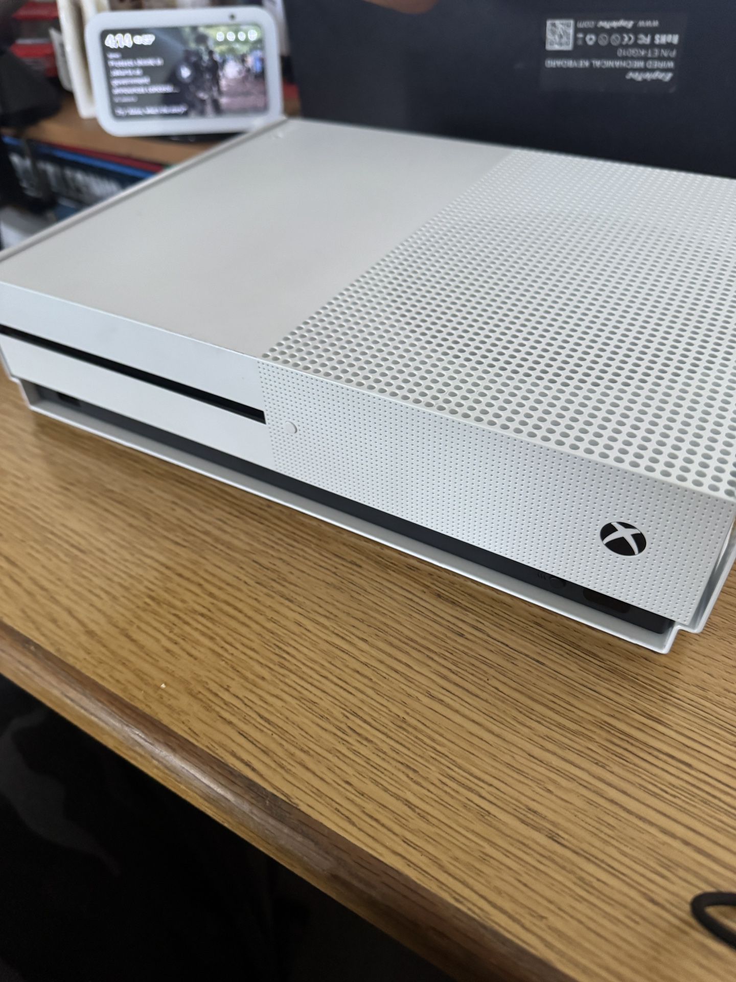 Xbox One S