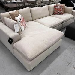 Elyza Feather Filled Cloud Sectional Couch W ChaiseOnly $39-$90 Down Payment
✅ 90 Days Same as Cash 