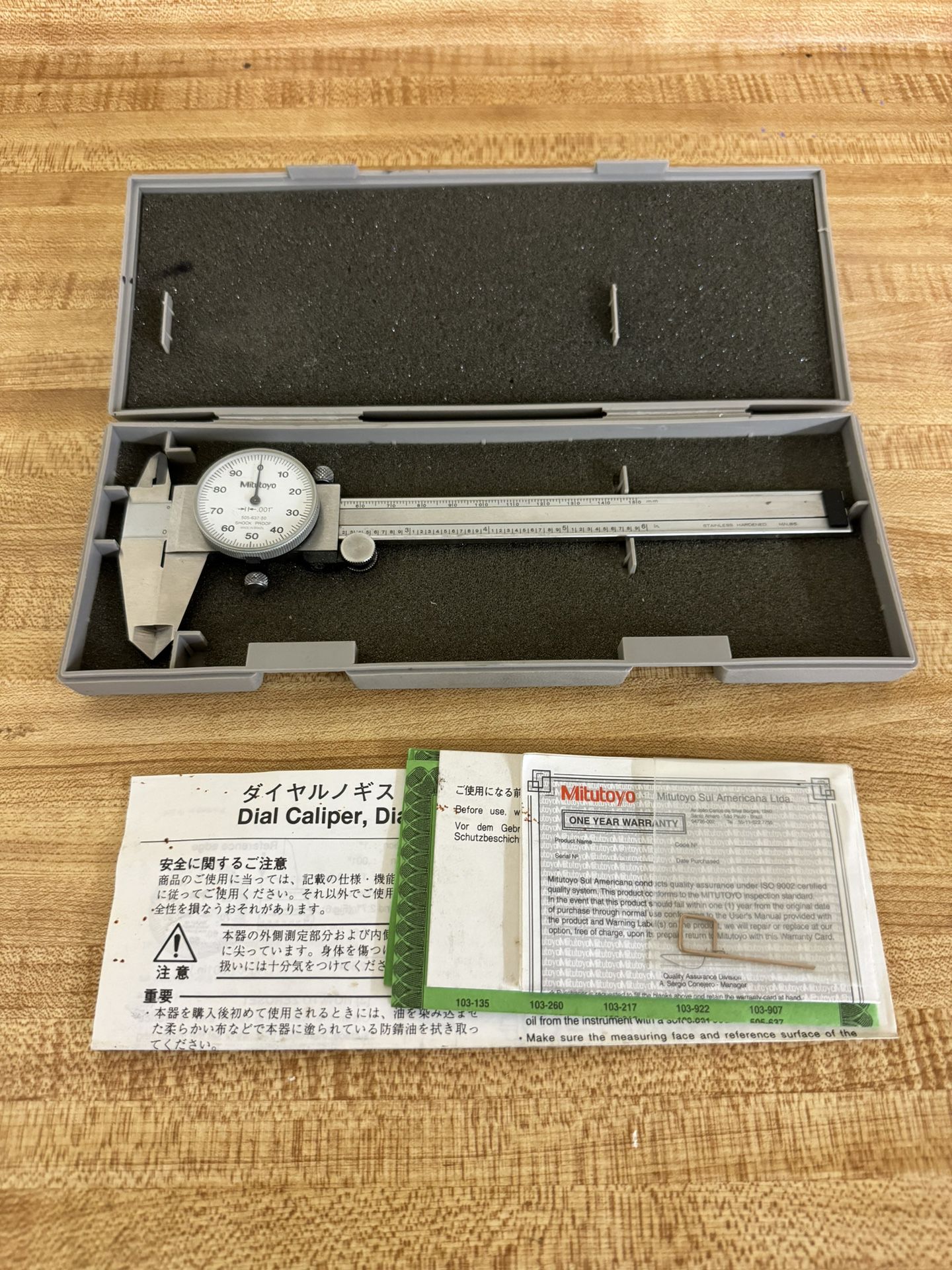 Mitutoyo D6”T 505-637-50 Precision Dial Caliper 