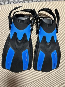 Fins Size 9-13