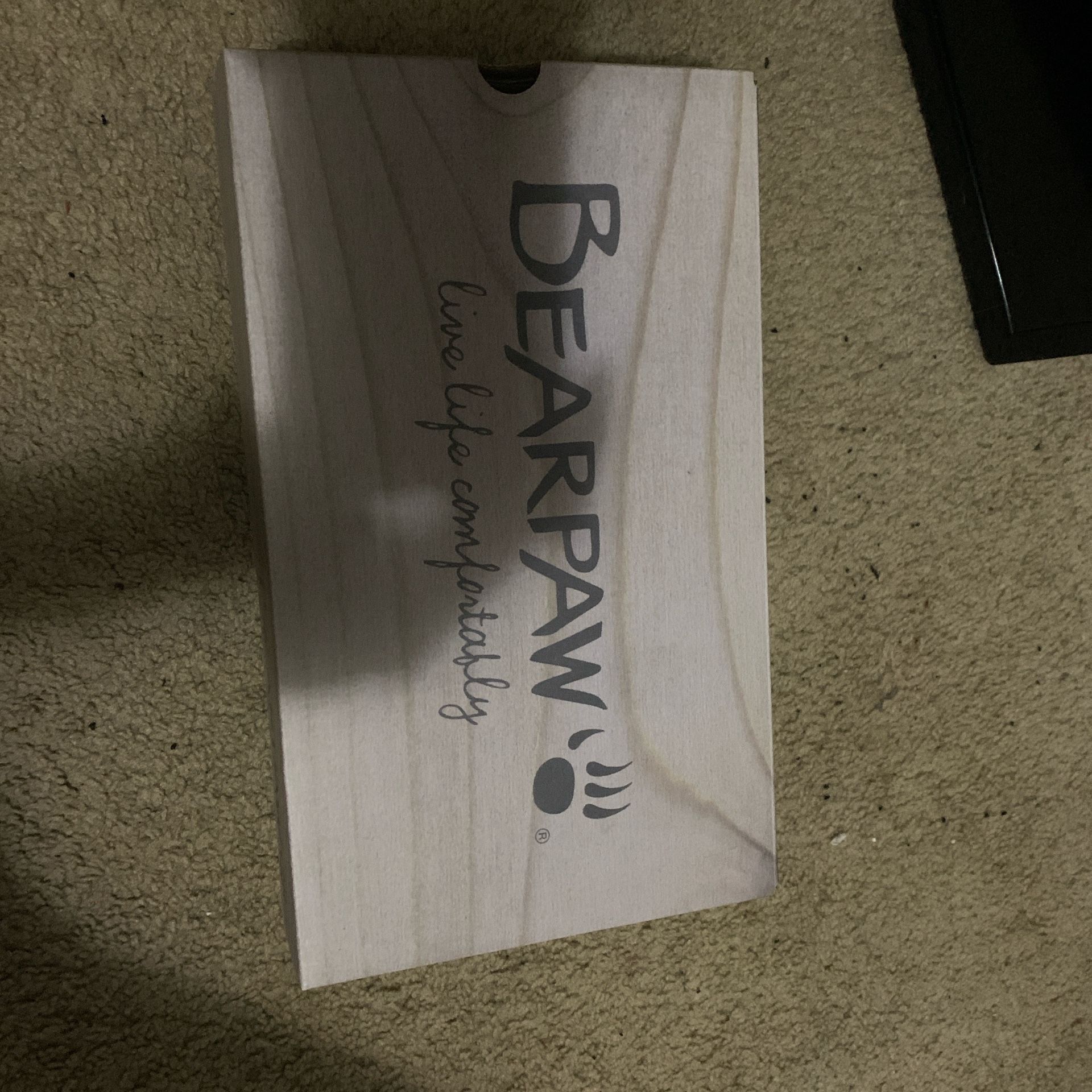 Bearpaw brown and grey slippers