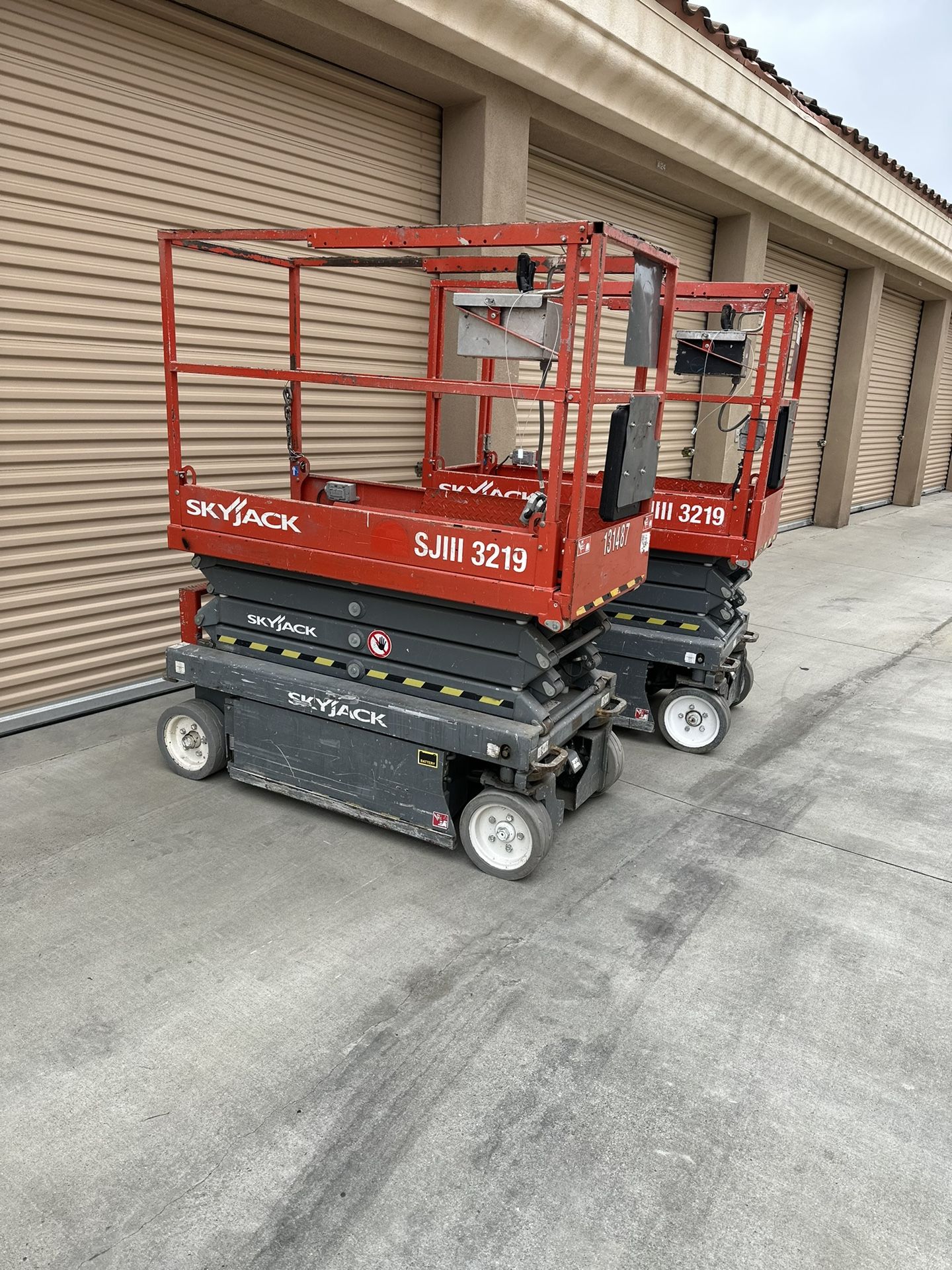 Scissor Lifts & Equipment Trailer for Sale in Las Vegas, NV OfferUp
