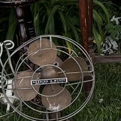Vintage Retro  Electric Fan 