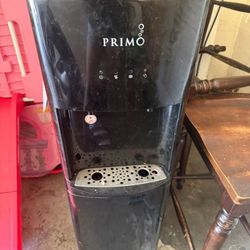$30 Water Dispenser With Water Gallons 