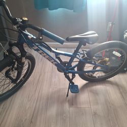 Trek Precaliber 2.0 Kids Bike 20" Tires 7 Speed Aluminum Frame - Alpine Blue