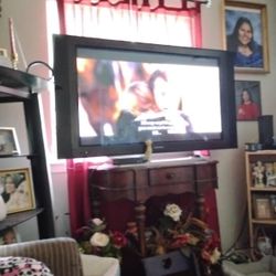 TV Only It's A Pretty Big One I'll Tell You It's Like Maybe 64 In And I'm Trying To Sell It Because It's Too Heavy For Me To Move Anywhere 