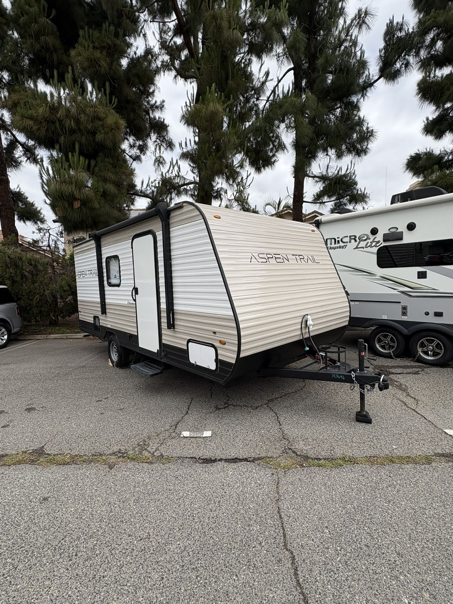 2021 Dutchman Aspen Trail 17BH Travel Trailer