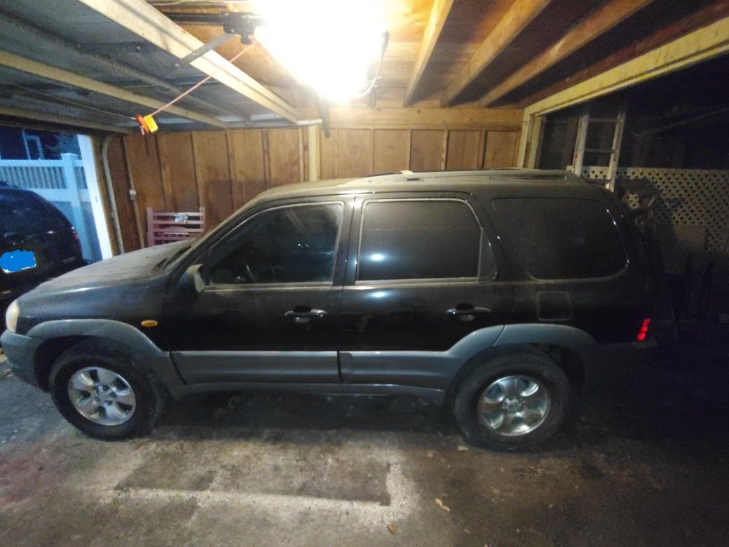 2002 Mazda Tribute
