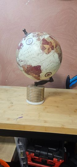 Table top world globe