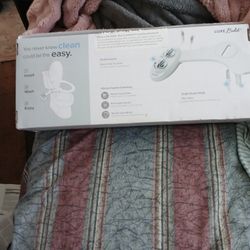 BRAND NEW LUXE BIDET NEVER OPENED