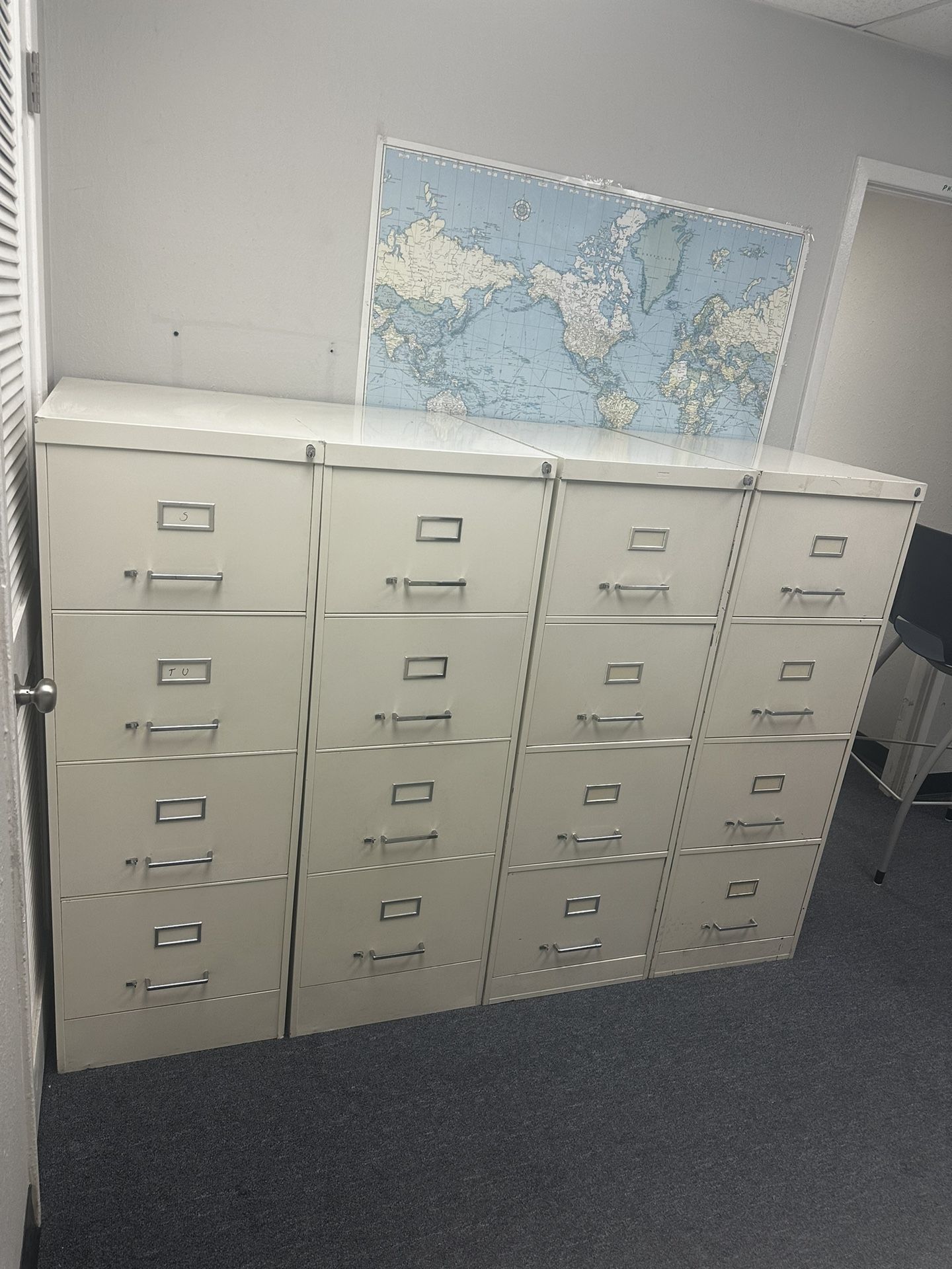 OFFICE/HOME FILE CABINET 4 DRAWERS METAL FILE