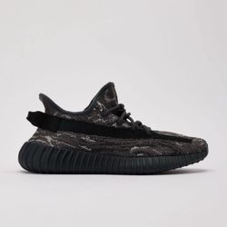 Size 8.5 - Adidas Yeezy Boost 350 V2 Low ‘MX Dark Salt’