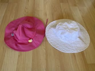 2 Sun Hats 0-12 Months