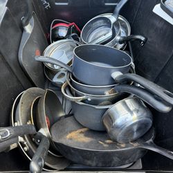 Pots/Pans/ 1 High Quality Cast Iron