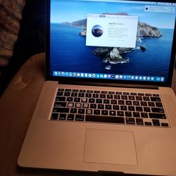 APPLE MACBOOK PRO 15 RETINA INTEL CORE i7 2.4GHZ 8GB 500GB MARCOS CATALINA