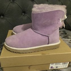 Uggs Size 9 Never Worn Rare Lavender Color