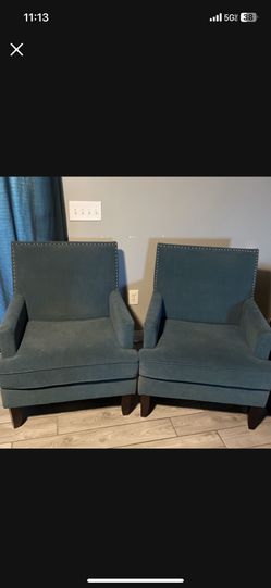 Accent Chairs