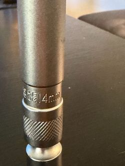 14mm thin wall spark plug socket w/swivel 12pt