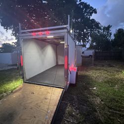 Workshop enclosed Cargo Trailer 