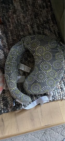 Best Friend Nursing Breastfeeding Pillow