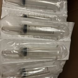 Plastic Syringes 