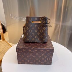 Louis Vuitton for Sale in Chicago, IL - OfferUp