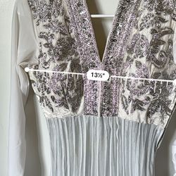 Timeless White Wedding Gown with Veil – Worn Once | Like New 👑