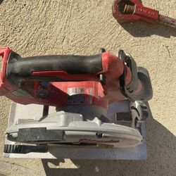 Milwaukee M1 18 circular saw missing little bolts to hold base plate
