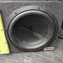 Phoenix Gold SX 12 Inch Sub With Kenwood AMP for Sale in Vancouver