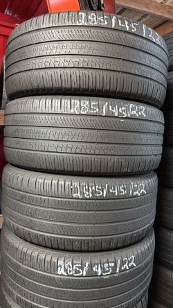 Set of four tires 285/45/22