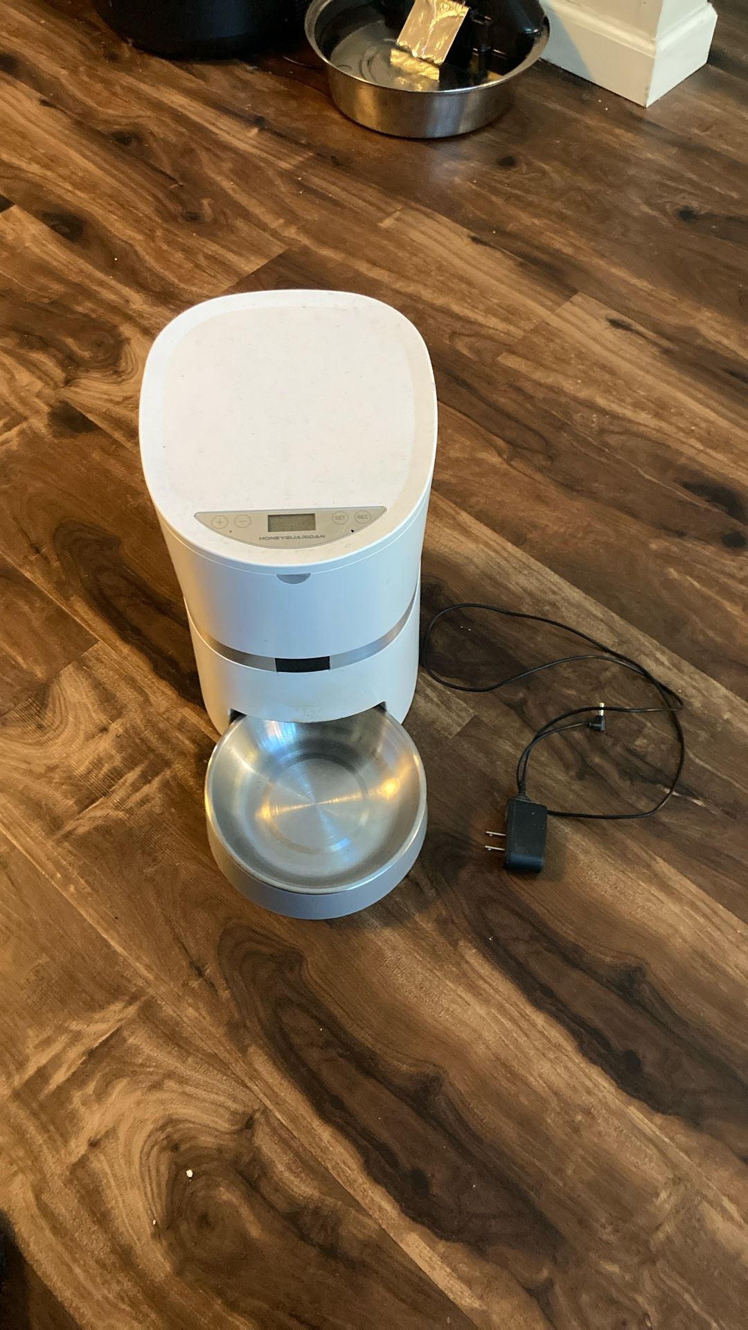 Automatic Pet Feeder
