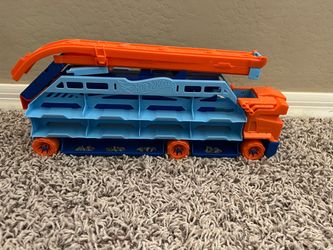 Hot Wheels City Speed Drop Transport Hauler