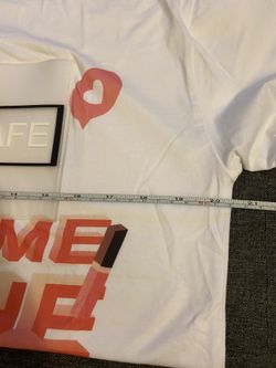 T-shirt size L