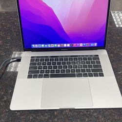 MacBook Pro Laptop 