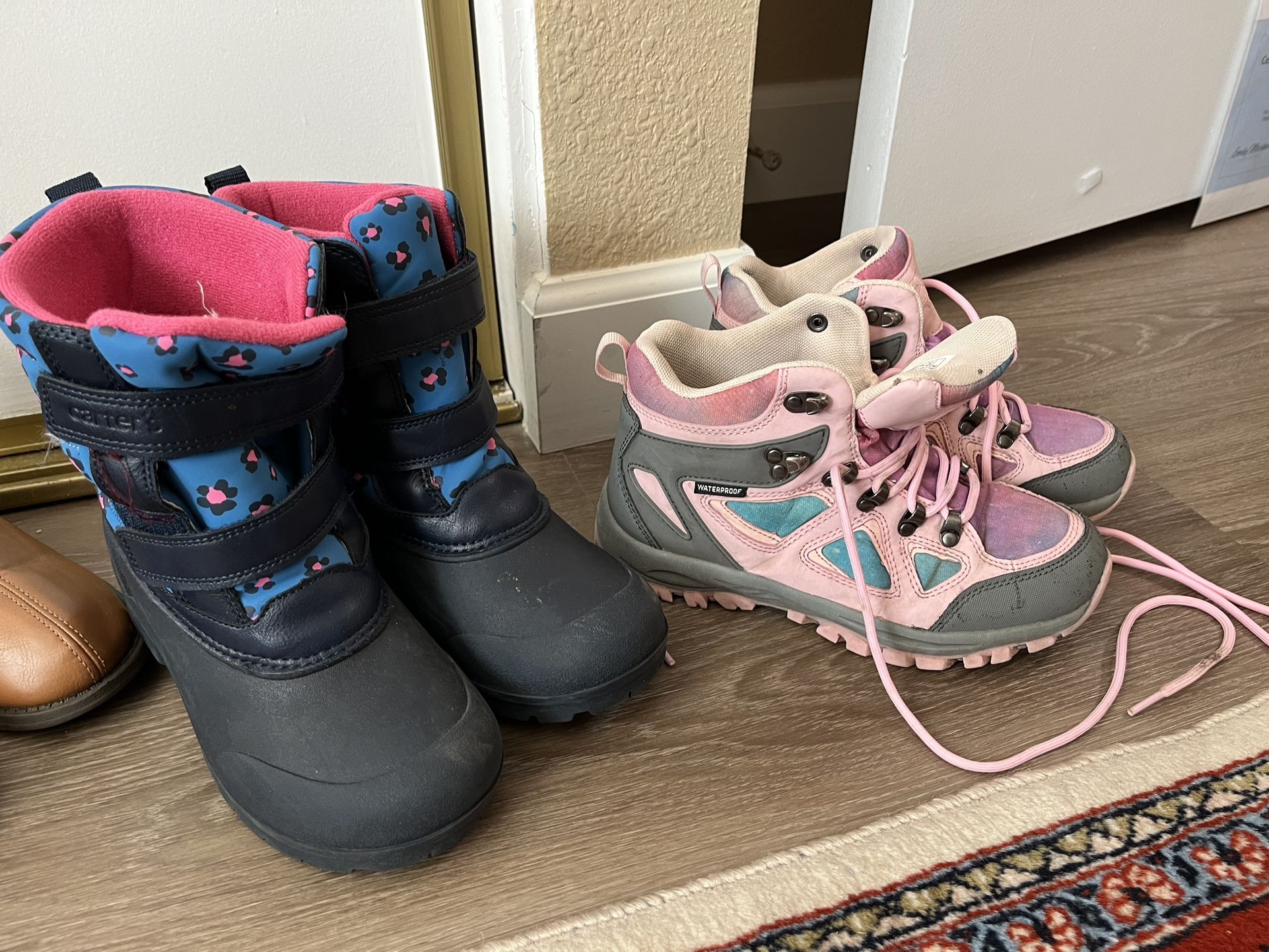 Young Girls Shoes, 5 Pairs