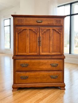 Free Delivery - Sumter Furniture Wooden Tall Dresser Chest