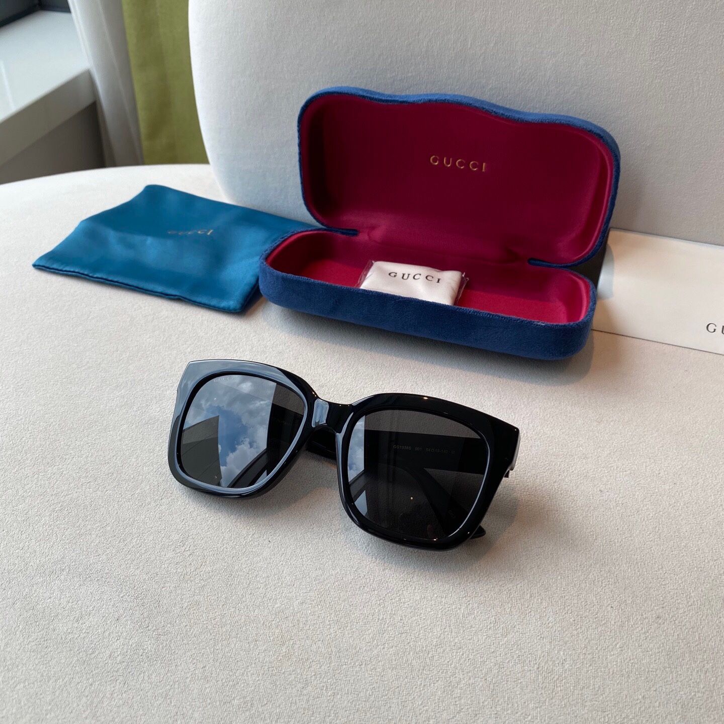 Couple's Interlocking GG Sunglasses ~