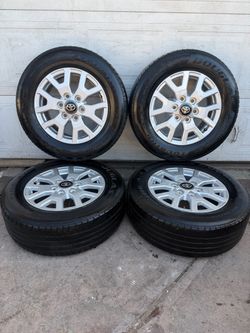 17 inch Toyota Tacoma Rims and tires