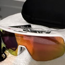 New Oakley Sunglasses 