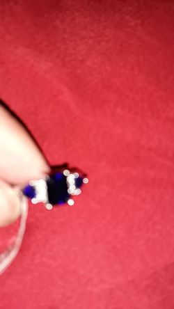 Blue sapphire ring