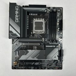 Gigabyte B650 Gaming X AX V2  AM5 ATX AMD DDR5 Motherboard