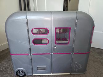 Horse trailer with horses