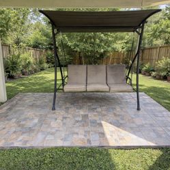 3-Seat Outdoor Patio Swing
