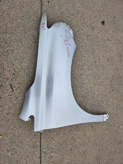 Lexus Rx rx350 right fender Oem