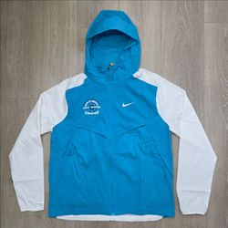 Nike Impossibly Light Run Jacket Chicago Marathon Finishers HQ4272-487 Mens Size Medium NWT
