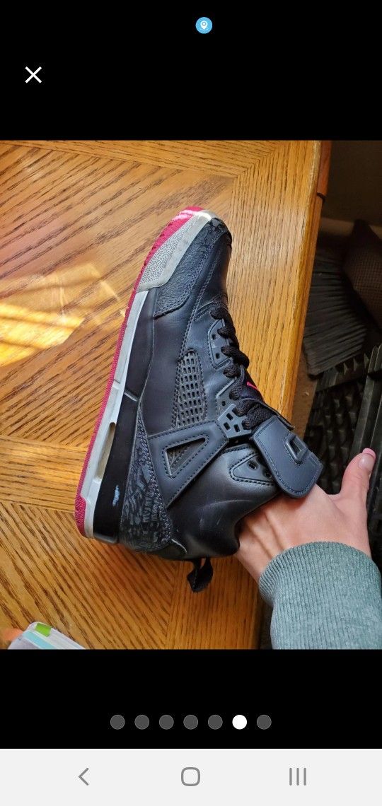 Woman Jordans Shoes Size 7y