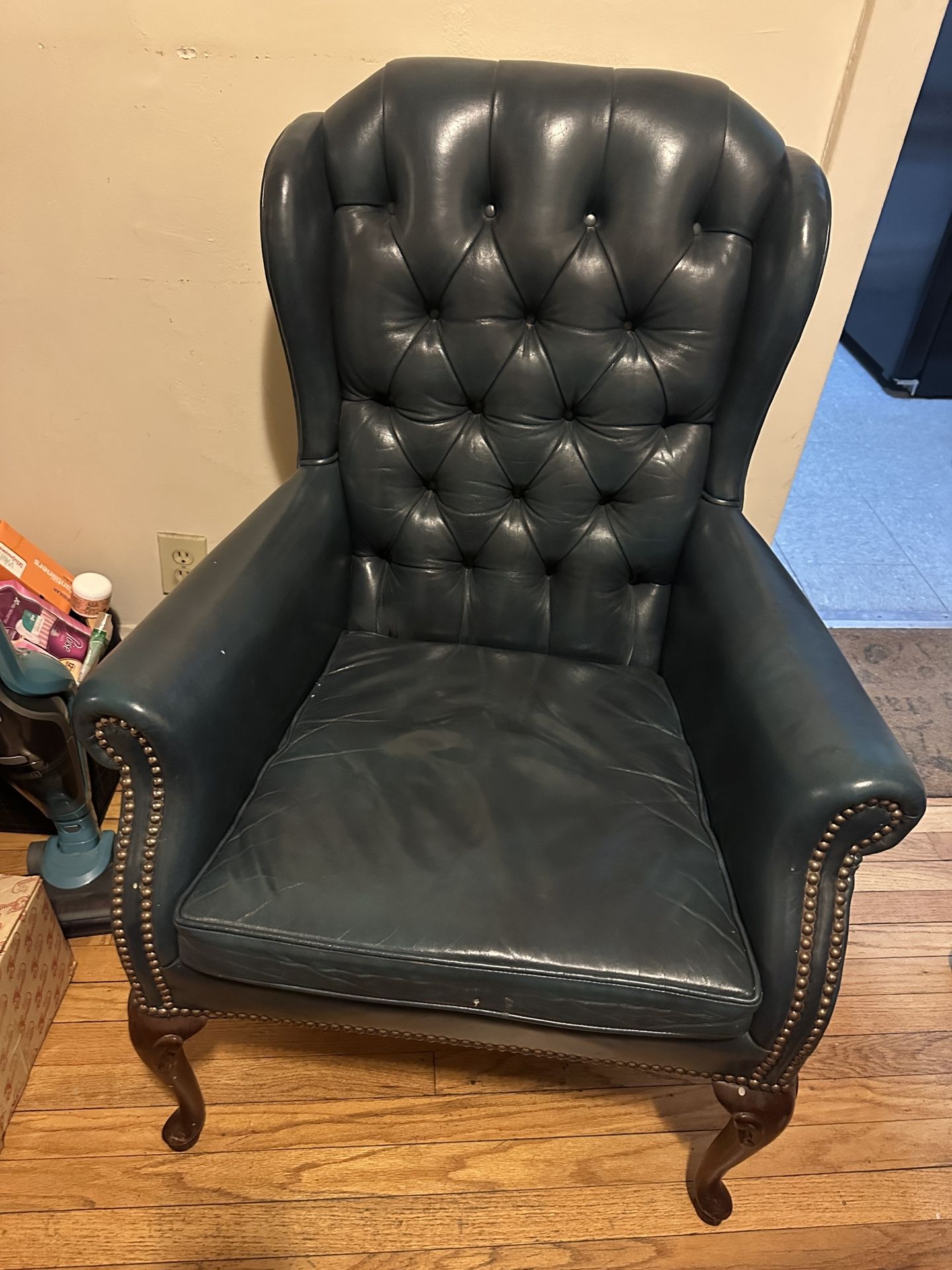 Antique Leather Arm Chair